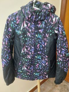 (Category: ) located in . Submitted by jo7777 (Listing ID 1273041227, Image 1). Description: .