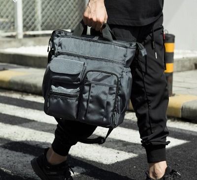 Male carry shop bag