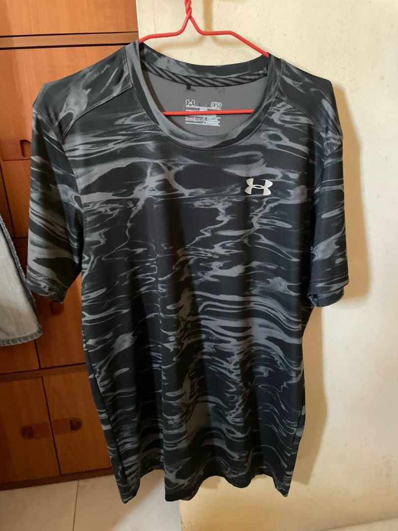 Under armor 2025 dry fit shirts