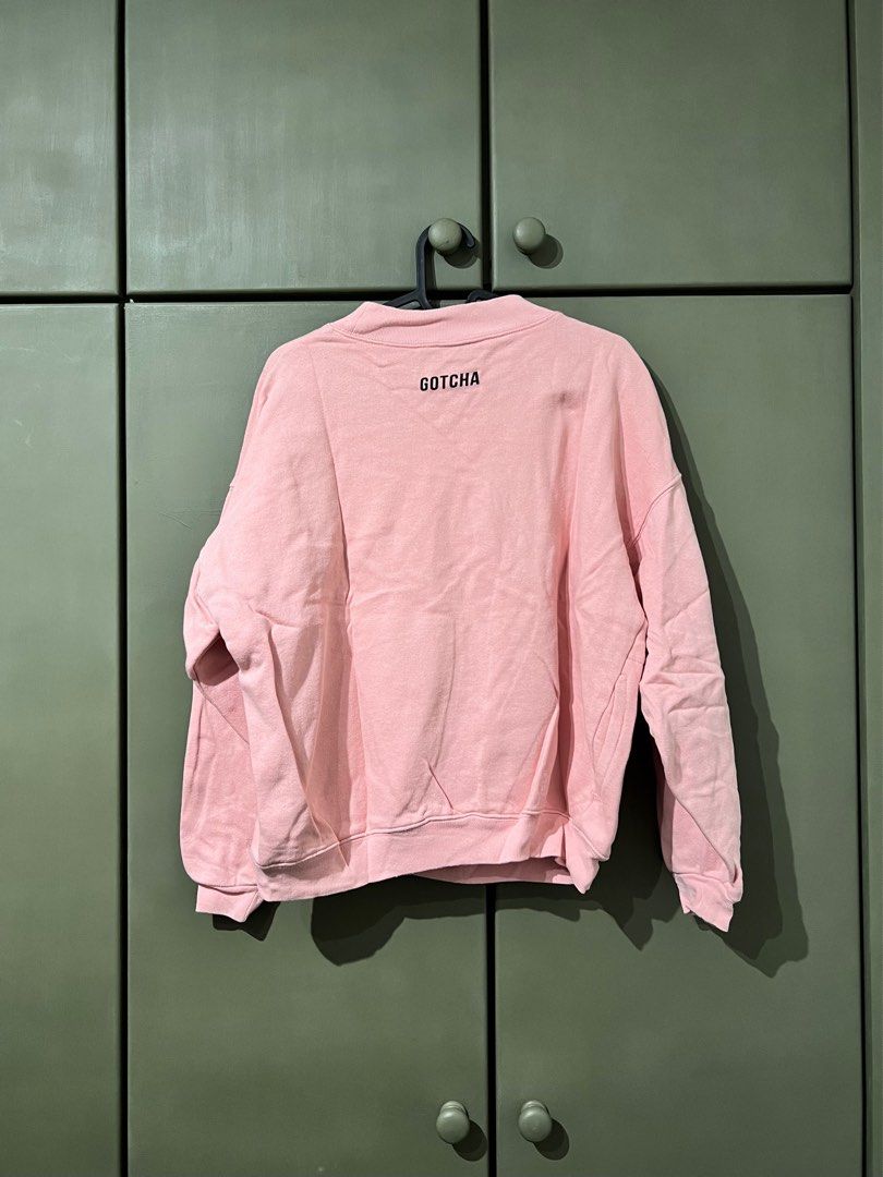 Vintage 1987 Gotcha Pink Sweatshirt with Pockets Women s Fashion