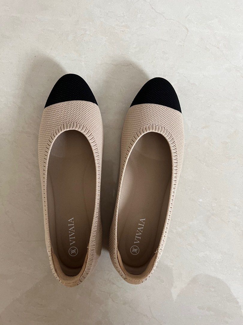 Almond toe shop ballet flats
