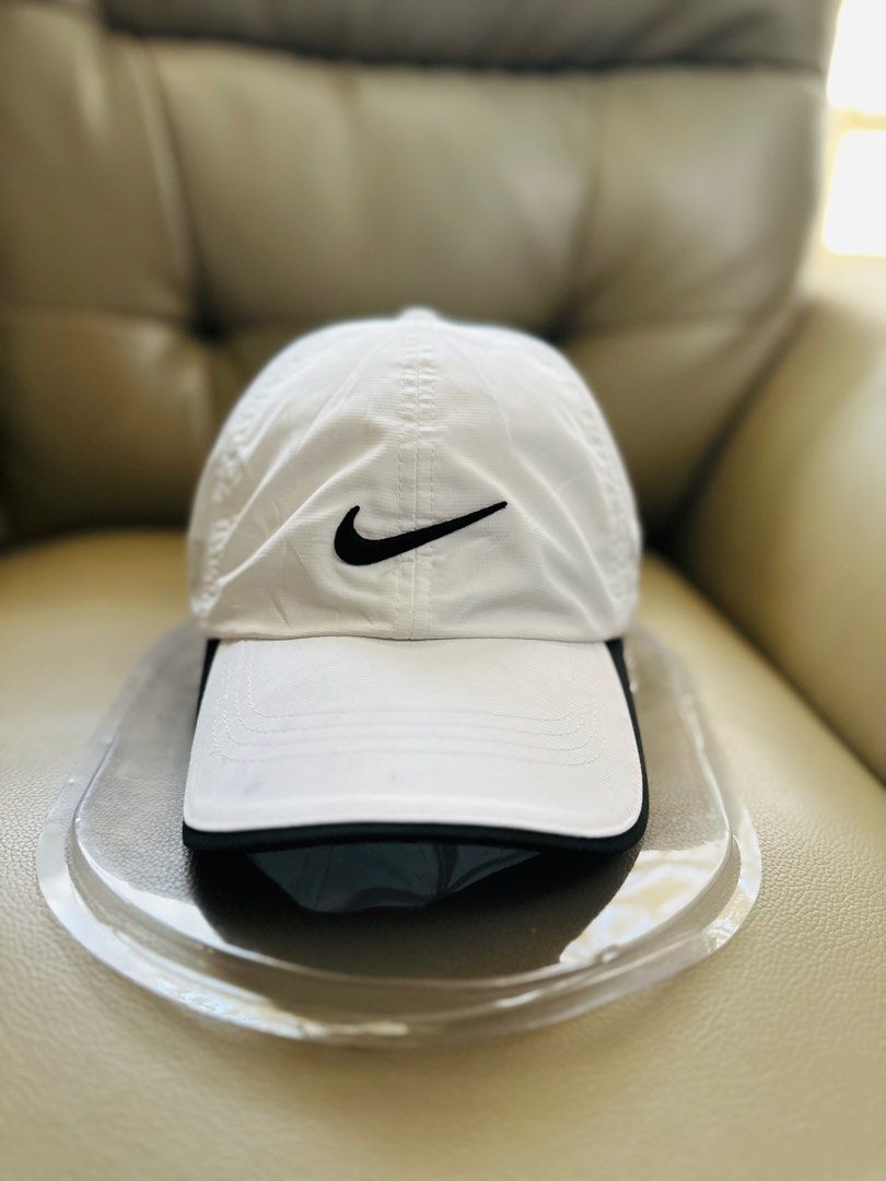 Nike Women's Featherlight Running Hat $ 28