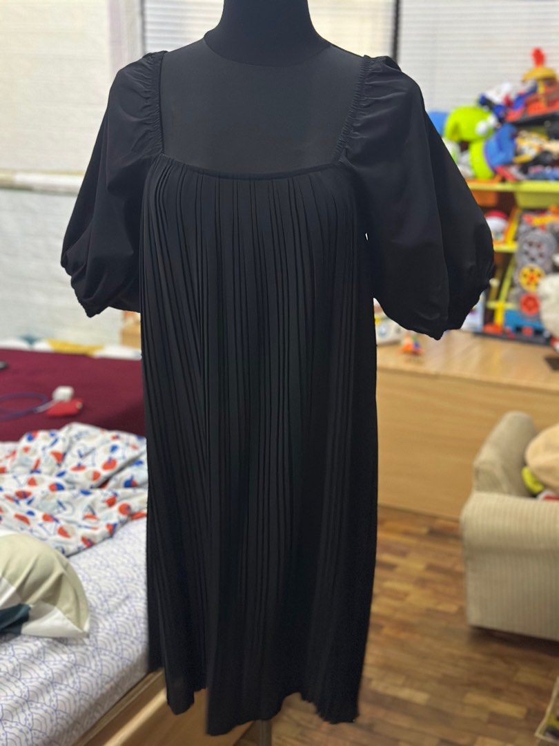 Zara Black Puff Pleated Dress, Women's Fashion, Dresses & Sets, Dresses on Carousell Zara Black Puff Pleated Dress, Women's Fashion, Dresses & Sets, Dresses on Carousell