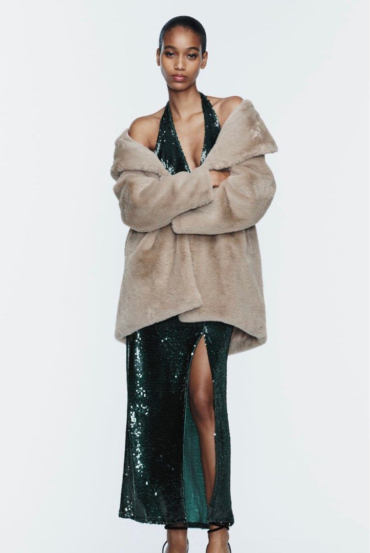 Zara Faux Fur Coat Women s Fashion Coats Jackets and Outerwear