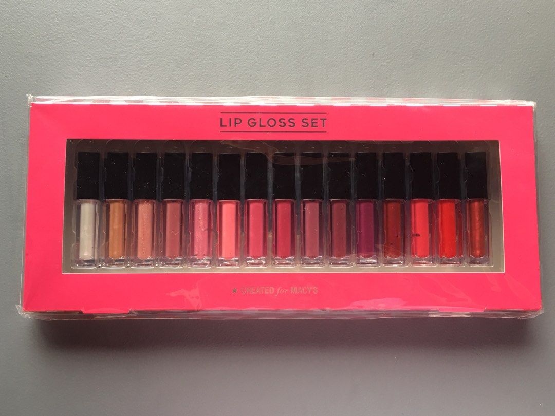 15pcs. Lipgloss set (Category: Makeup) located in Cavite. Submitted by hellomiming (Listing ID 1273227230, Image 1). Description: 15pcs. Lipgloss set ▪️New. Never opened ▪️Pasalubong from the US. ✅LAST PRICE POSTED. FIRM ON PRICE POSTED! Please do not offer or ask for lower prices anymore. Transactions via Sh0pe3 only (Courier:J&T Express) 📍Shipping from Dasmariñas, Cavite ❌Strictly No Meet ups. ❌No Rush Shipping-Receiving. ✅LAST PRICE POSTED. F