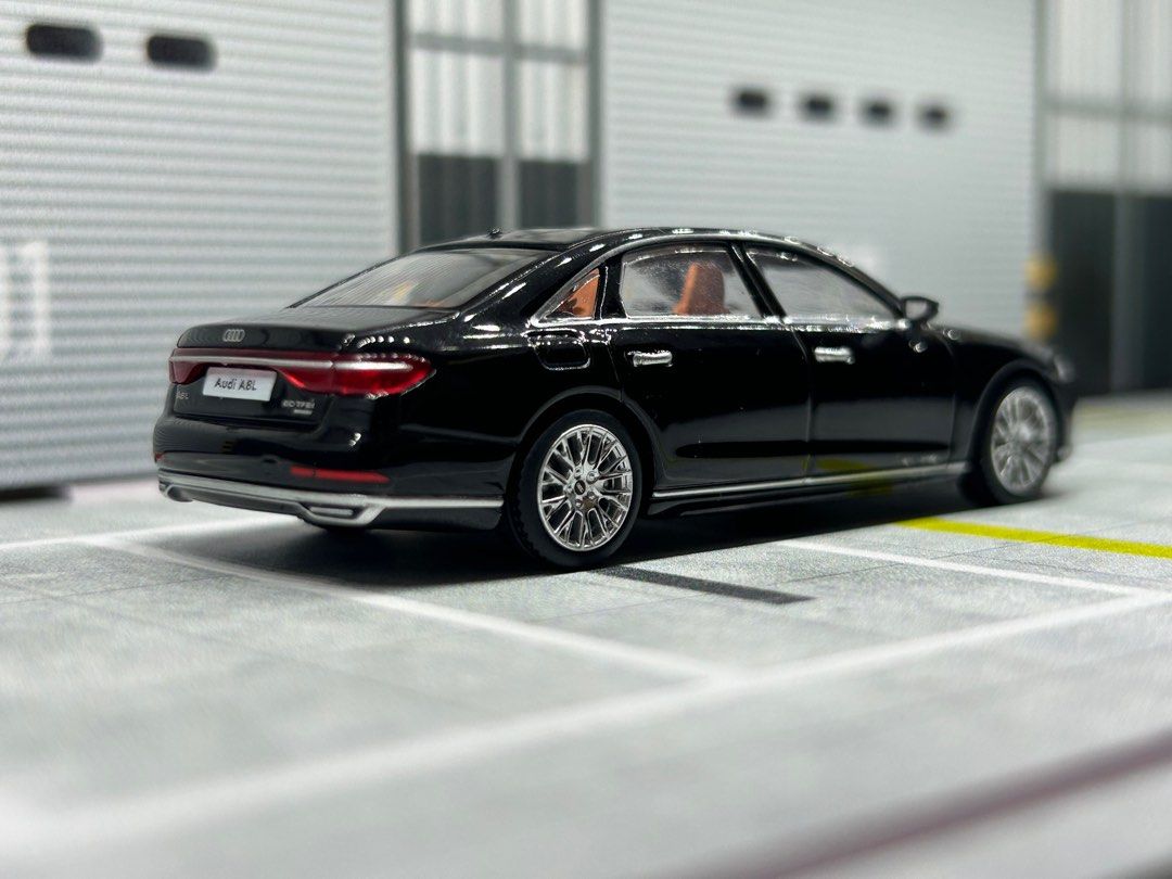 Article - Audi A8 L Myth black, escala 1:18