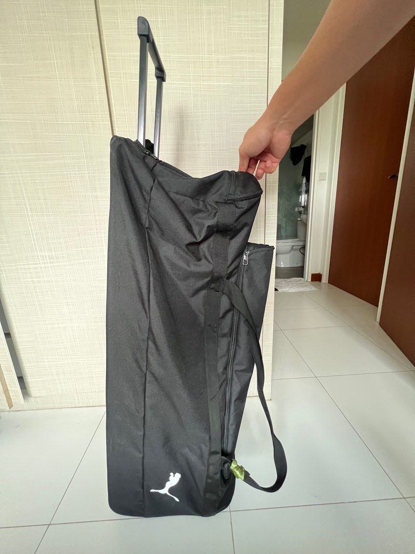 Puma pro training 2025 ii large wheel bag