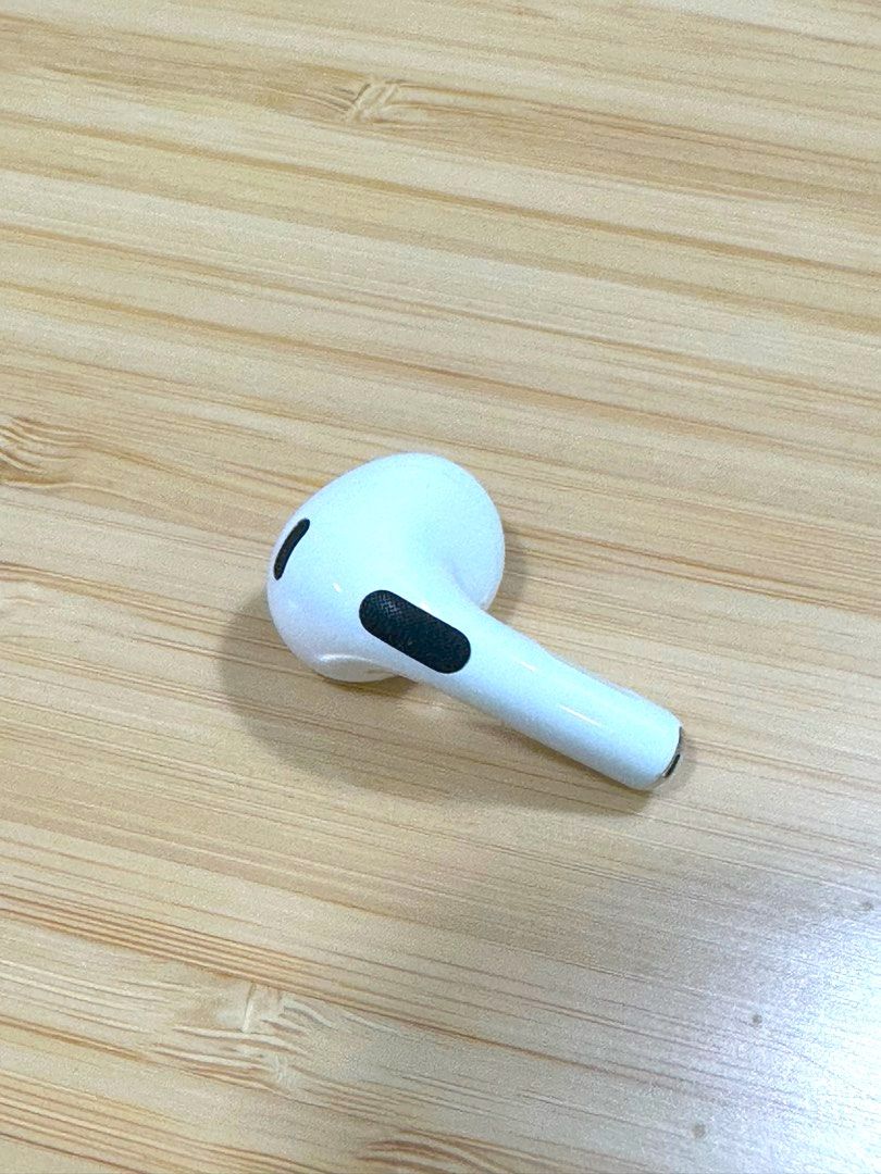 Right earpod sales
