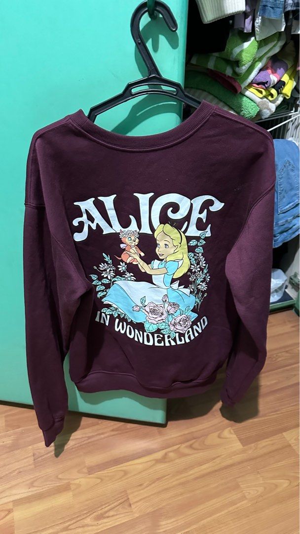 Alice in wonderland sweatshirt forever 21 on sale