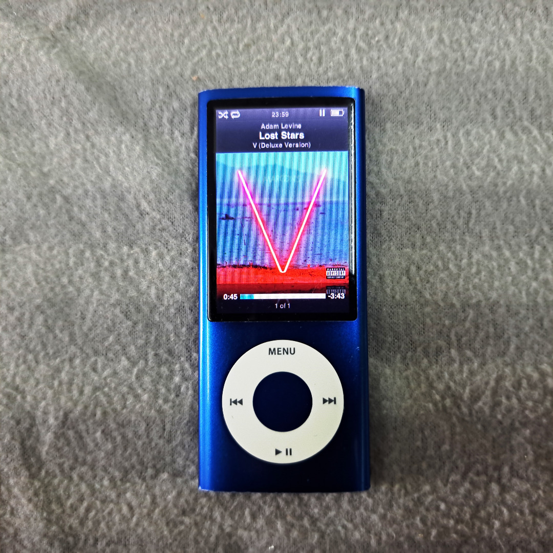 Apple iPod Nano 5th Generation 8GB Blue Refurbished