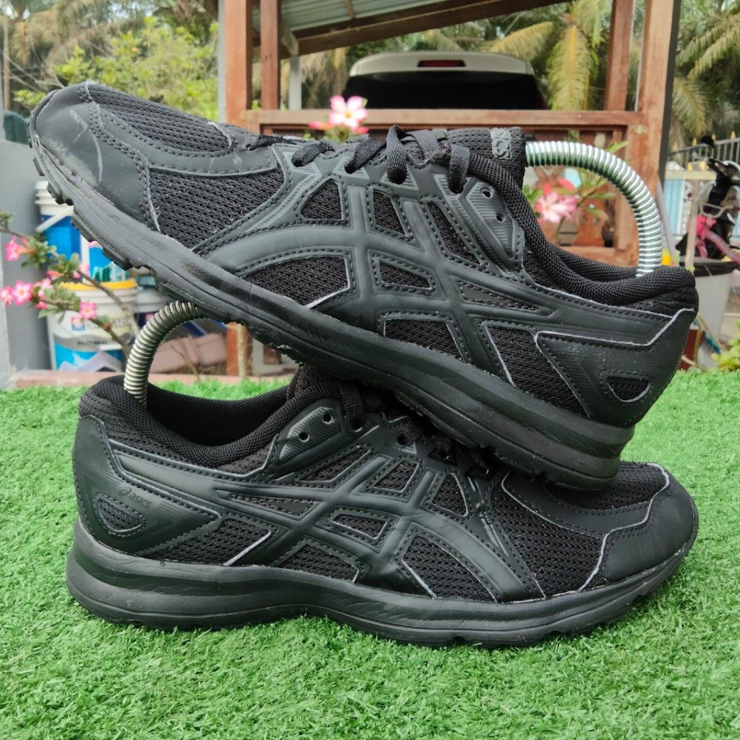 AsIcs triple black sport sneakers shoes size 6 25cm Men s Fashion