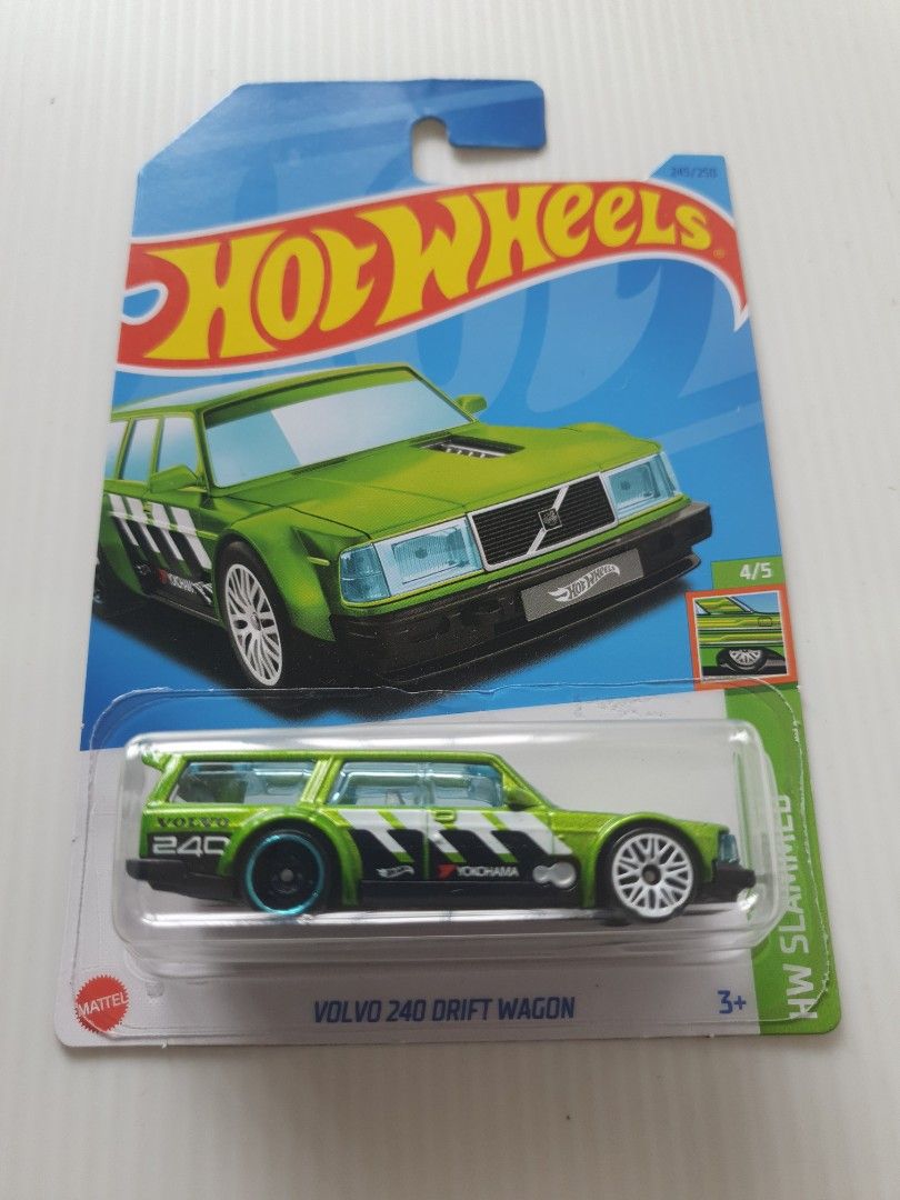 ホットウィール ボルボ 240 HW Slammed スーパートレジャーハント