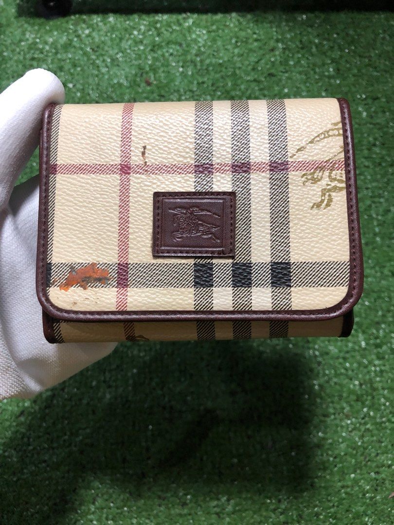 Burberry wallet Luxury Bags Wallets on Carousell
