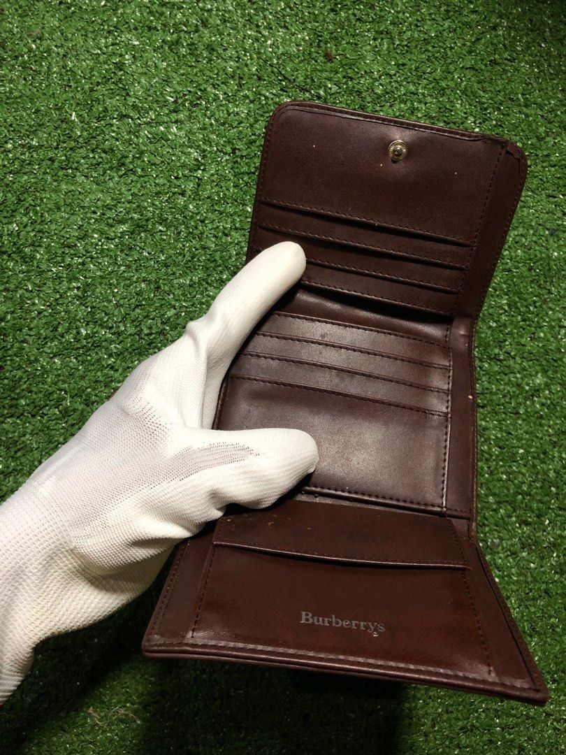 Burberry deals antara usa