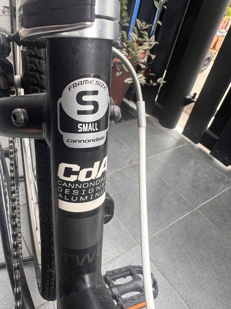 Cannondale Women s Bike
