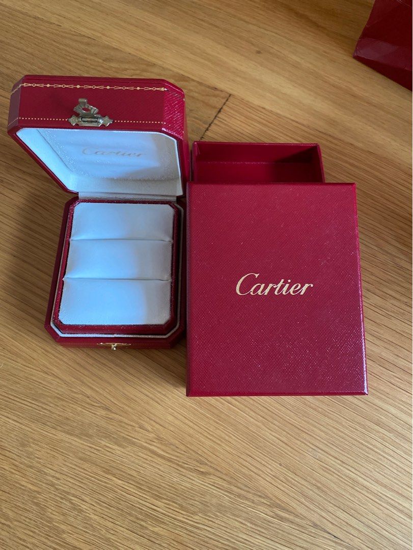 Cartier ring new arrivals holder