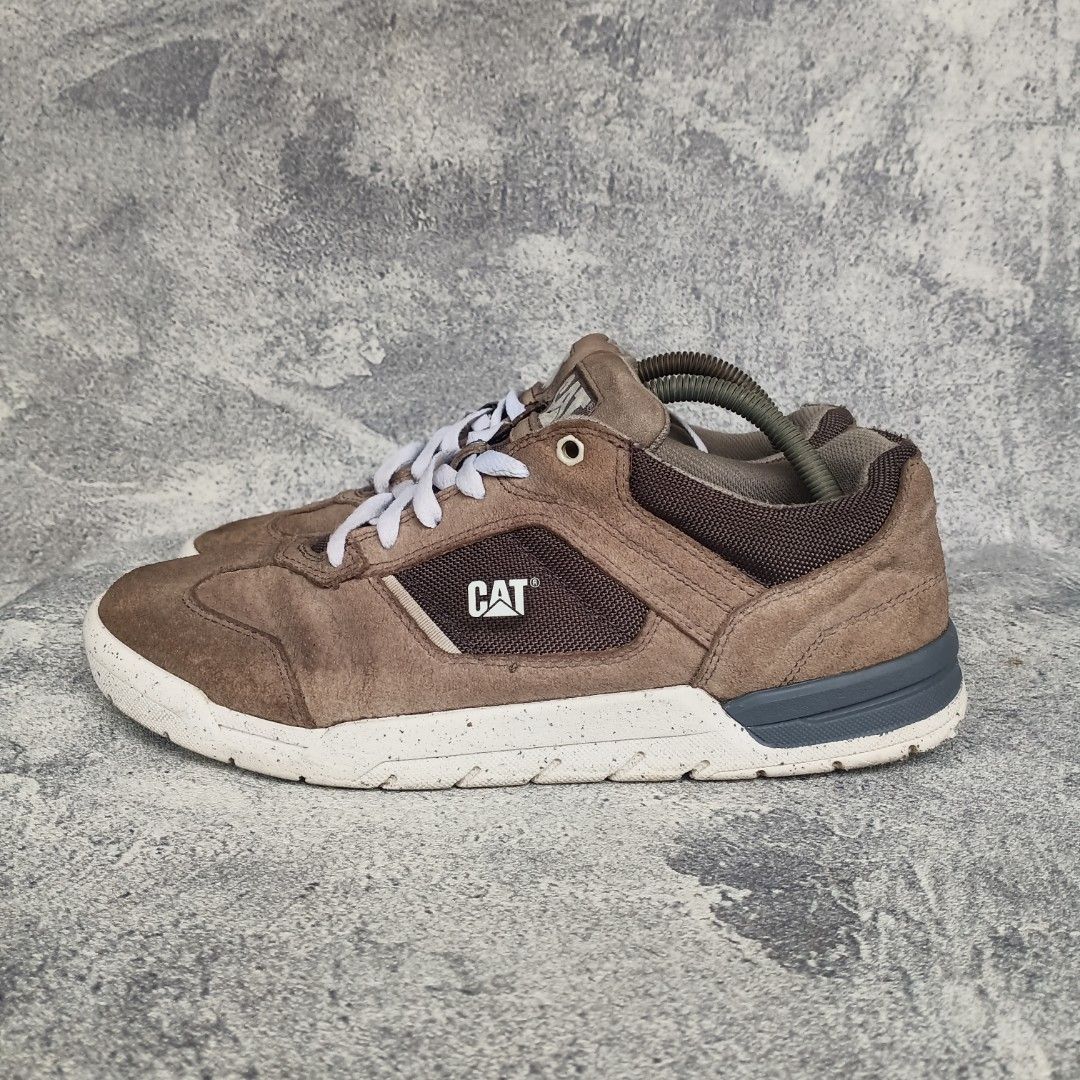Sepatu hot sale sneakers caterpillar