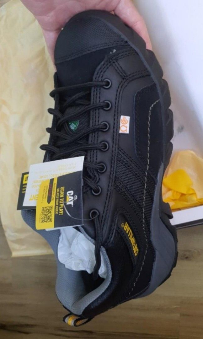 Caterpillar Safety Shoe BNIB Men s Fashion Footwear Boots on