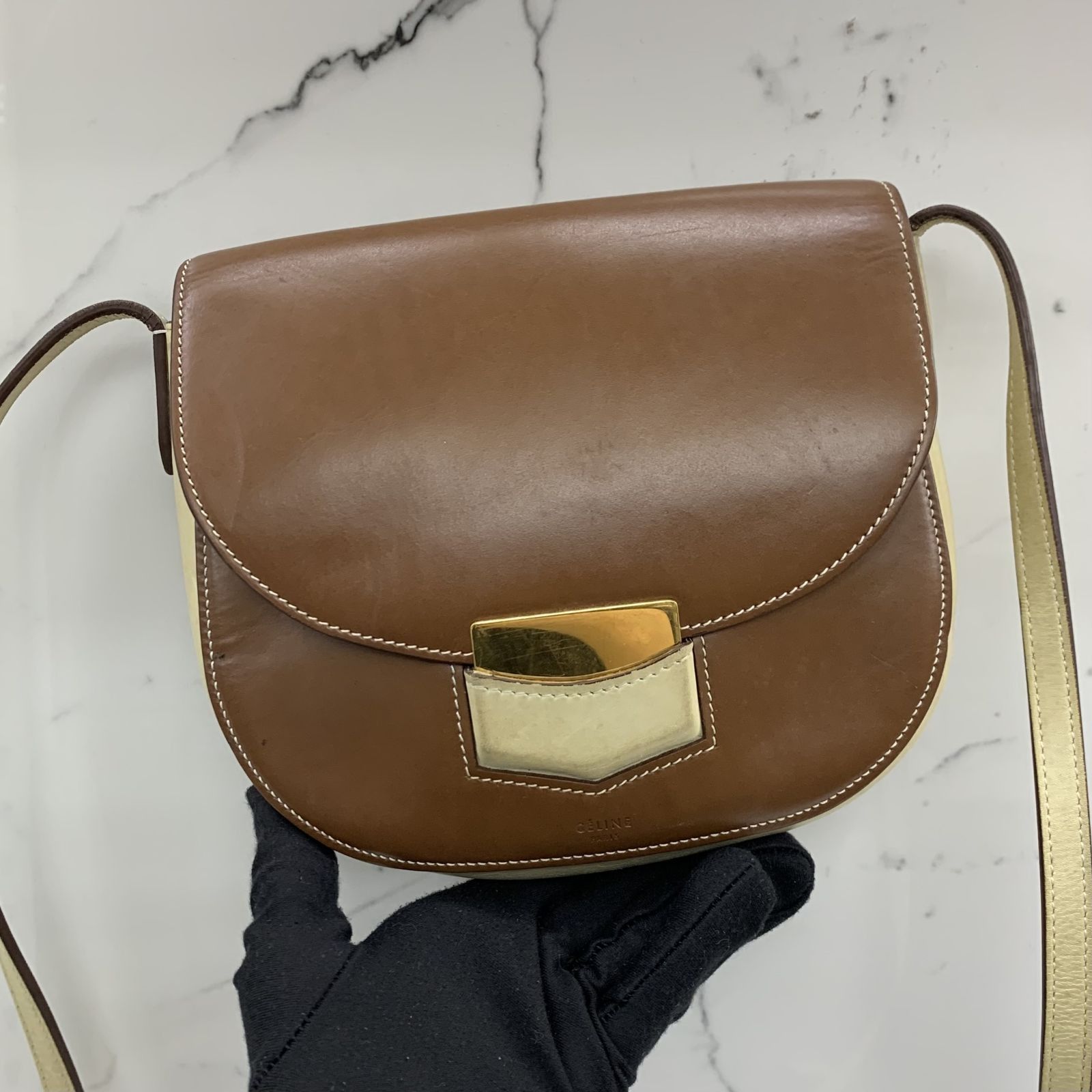 CELINE BROWN TROTTEUR SHOULDER BAG 237045017 Luxury Bags