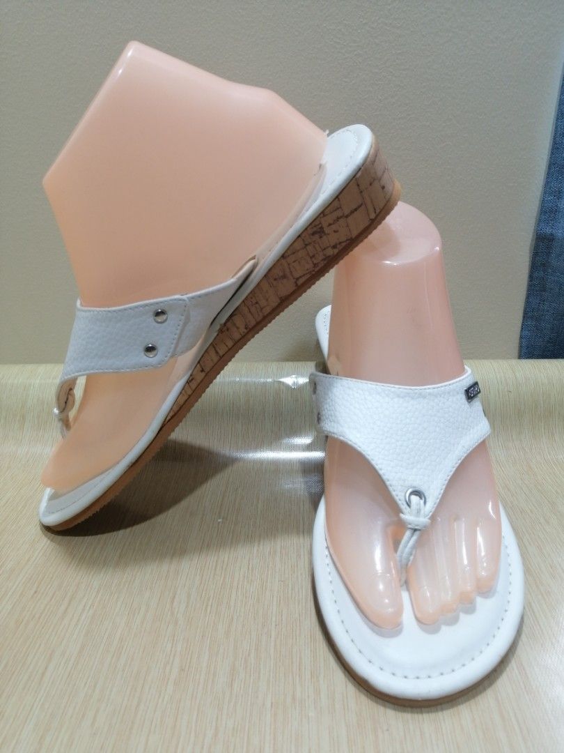 Chaps 2024 womens sandals