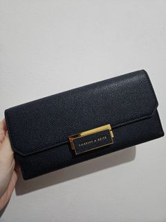 （分類：）位於 。 由 j__9_5 提交（商品編號 1273309579，圖片 1）。簡介： 。