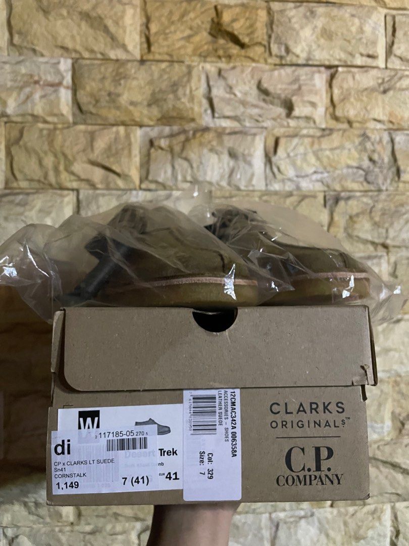 Clarks in cp online