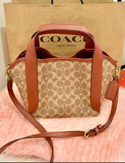 (Category: ) located in . Submitted by yhn_boutique (Listing ID 1273152855, Image 1). Description: .