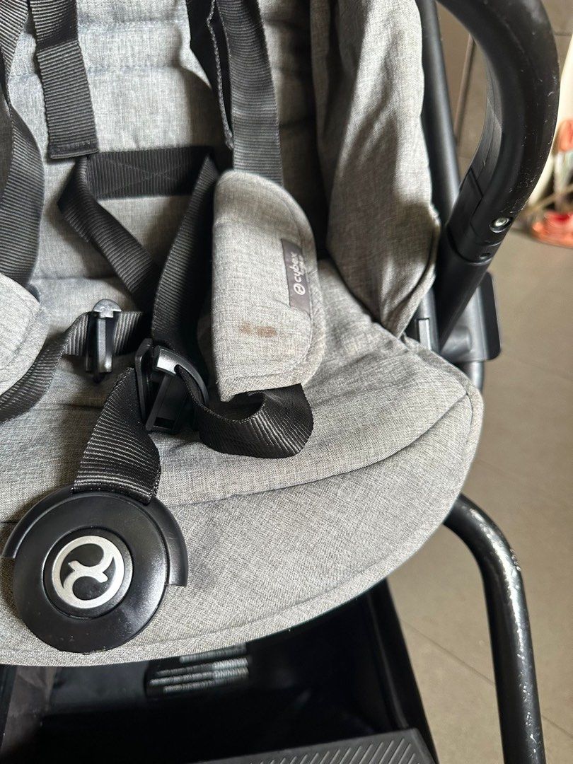 Eezy s twist manhattan grey top