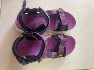 (Category: ) located in . Submitted by kathyq (Listing ID 1273227990, Image 1). Description: .