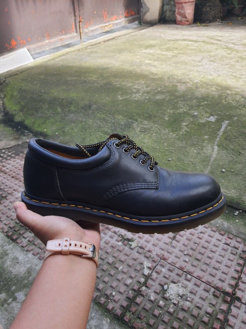 Dr. Martens 8053 Nappa (Category: Casual Shoes) located in Valenzuela. Submitted by renkaramel (Listing ID 1273265296, Image 2). Description: Dr. Martens 8053 Nappa (Black) Original and authentic Bought from the mall Complete with box and original lace Will include both original and bought lace Size UK 9/US 10 for men/US 11 for women 5 times lang ginamit then na store na siya. Good as new padin though may visible crease na as you can see in the p