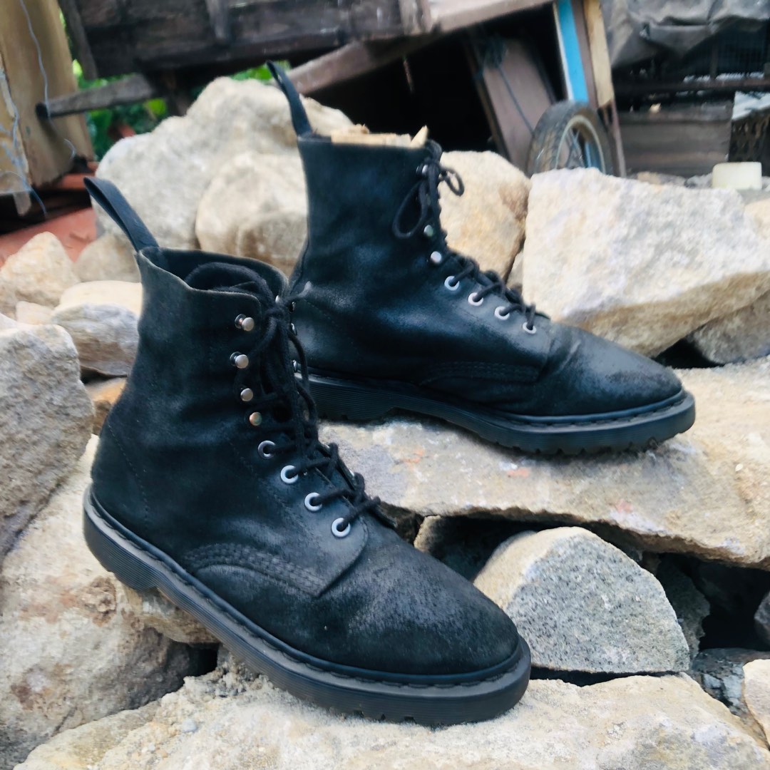 Dr. Martens Hadley Fesyen Pria Sepatu Sepatu Boot di Carousell