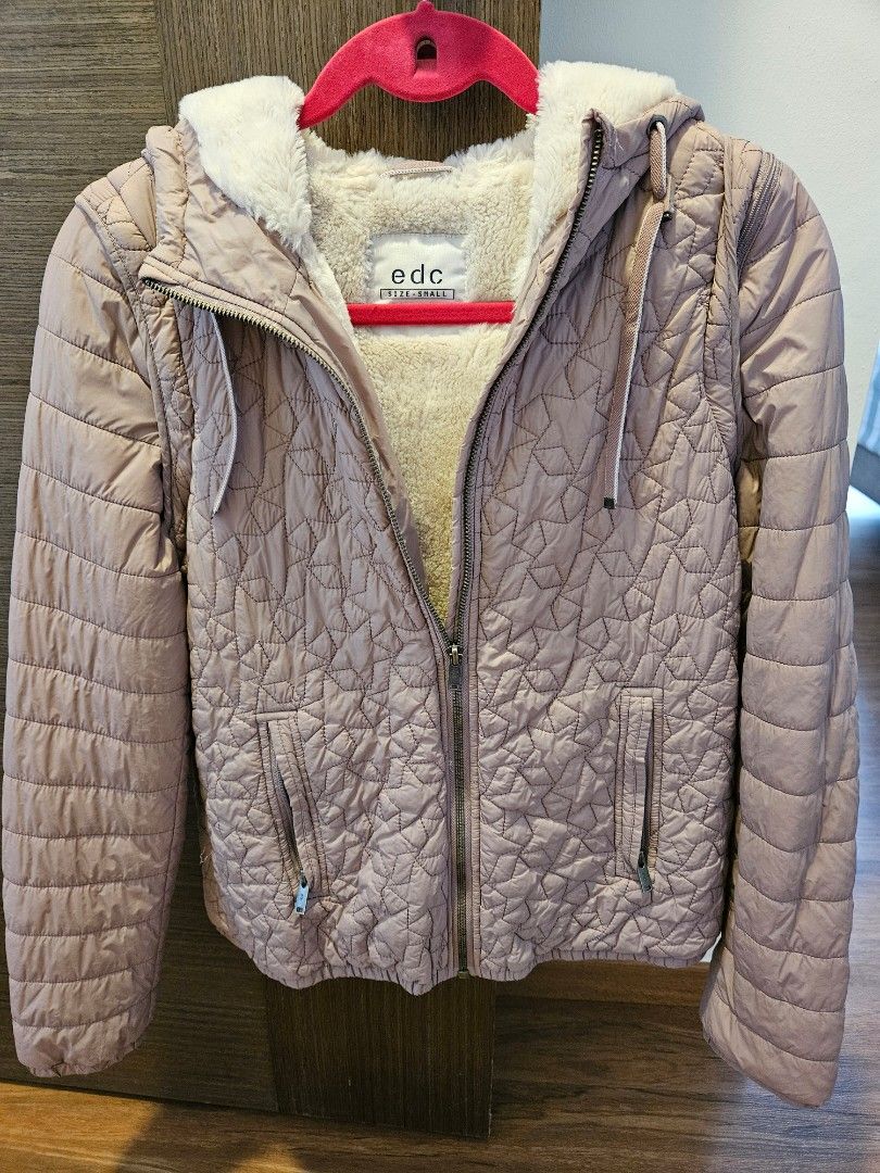 Esprit Winter Jacket convertible to a vest Women s Fashion