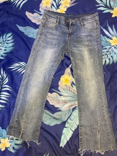 (Category: ) located in . Submitted by persephone_ (Listing ID 1273197946, Image 1). Description: .