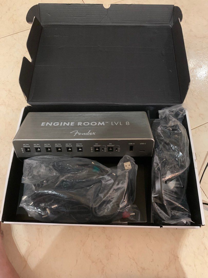 Fender Engine Room LVL 8 Power Supply, Hobbies & Toys, Music & Media