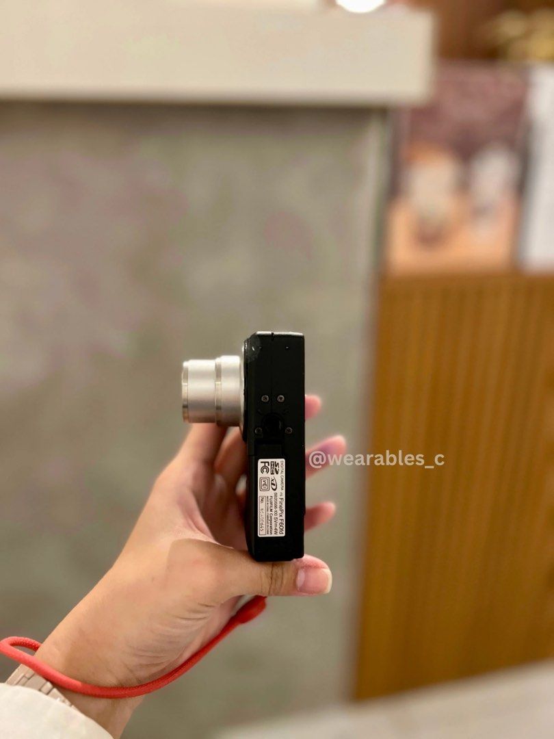 Fujifilm digicam, Photography, Cameras on Carousell