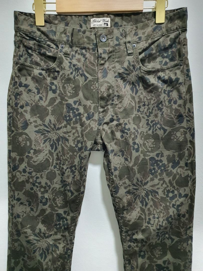 Army shop design jeans