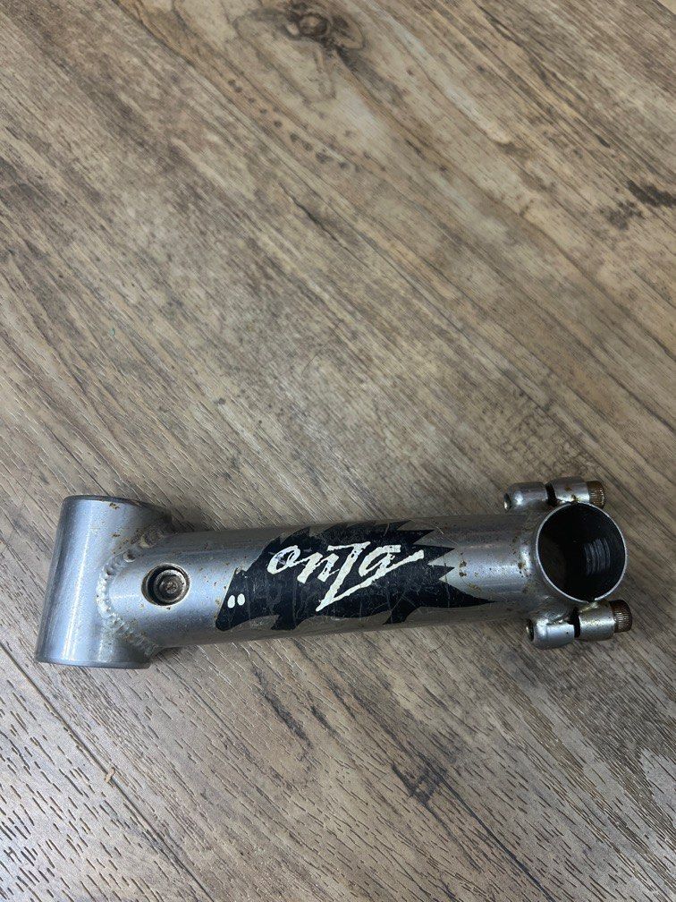 GT stem (Category: Parts & Accessories) located in Singapore. Submitted by tlh_nds (Listing ID 1273317469, Image 1). Description: Measures 110mm. For 25.4mm handlebars..
