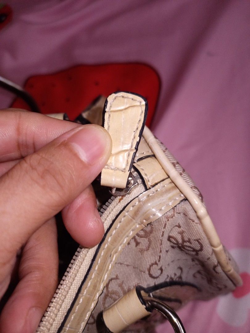 Guess bag and wallet