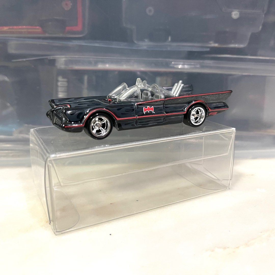 Hot wheels batmobile deals super treasure hunt