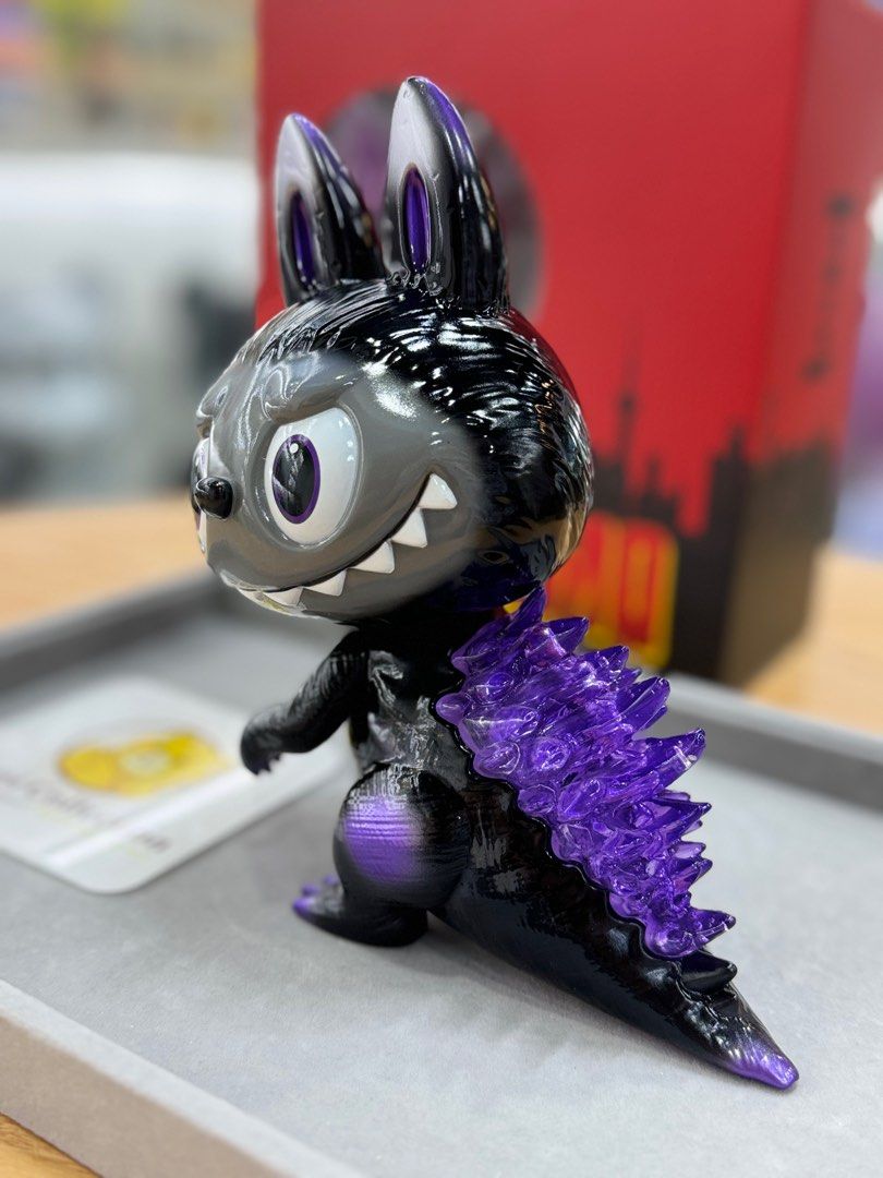 MEDICOM TOY - HOW2WORK  GOJIMOMO ゴジモモ The Monsters Gojimomo Maneki (Signed by Artist) by POP MART