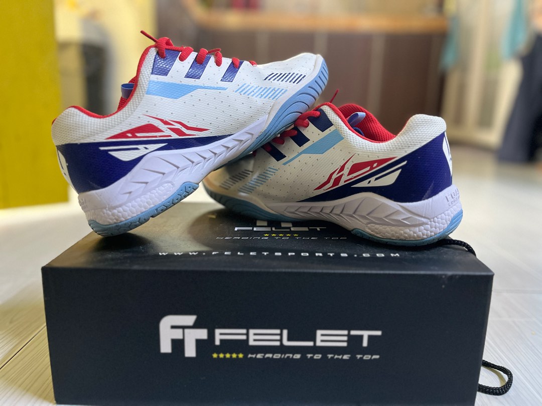 Kasut sale badminton fleet