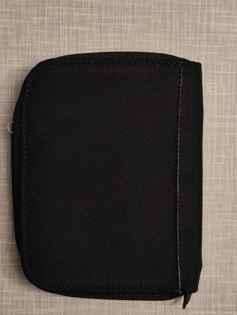 Kathmandu Departure Wallet v4 Small (Black), Women's Fashion, Bags