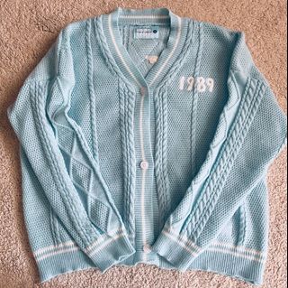 (Category: ) located in . Submitted by szcloset (Listing ID 1273228504, Image 1). Description: .