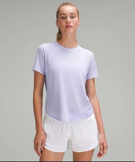 Lululemon size 10 brand new High-Neck Running and Training'sT