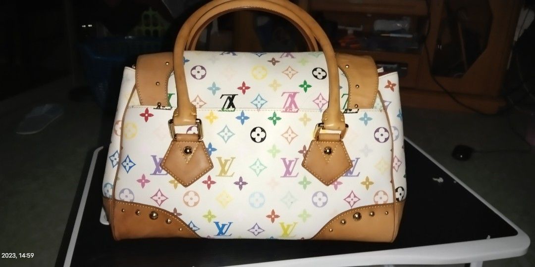 LV Hand Carry Bag, Women's Fashion, Bags & Wallets, Tote Bags on Carousell