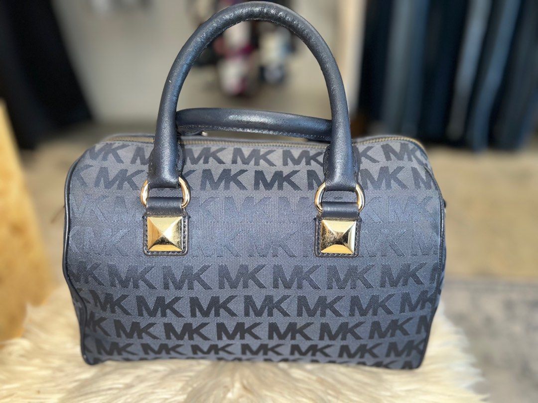 Michael kors 2025 grayson satchel discontinued