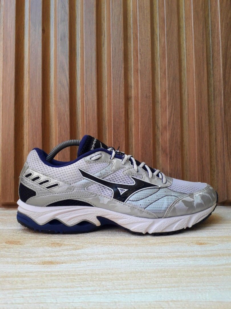 Sepatu mizuno hotsell x10