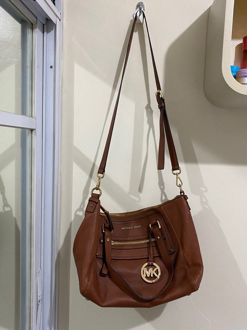 Mk soft leather outlet handbags