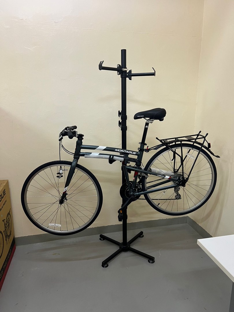 Montague Navigator, Sports Equipment, Bicycles Parts, Bicycles