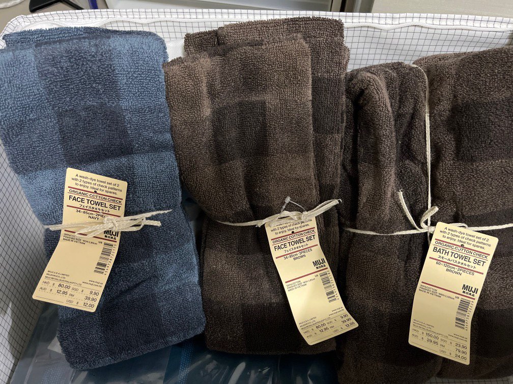 Muji towels store